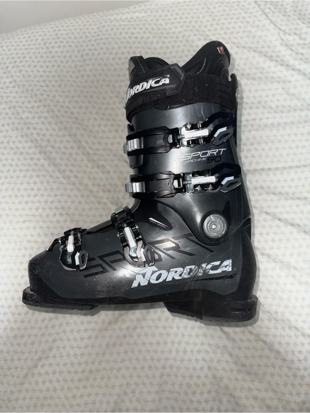 Nordica Sport Machine 90 Ski Boots 28 - 28.5 325 mm